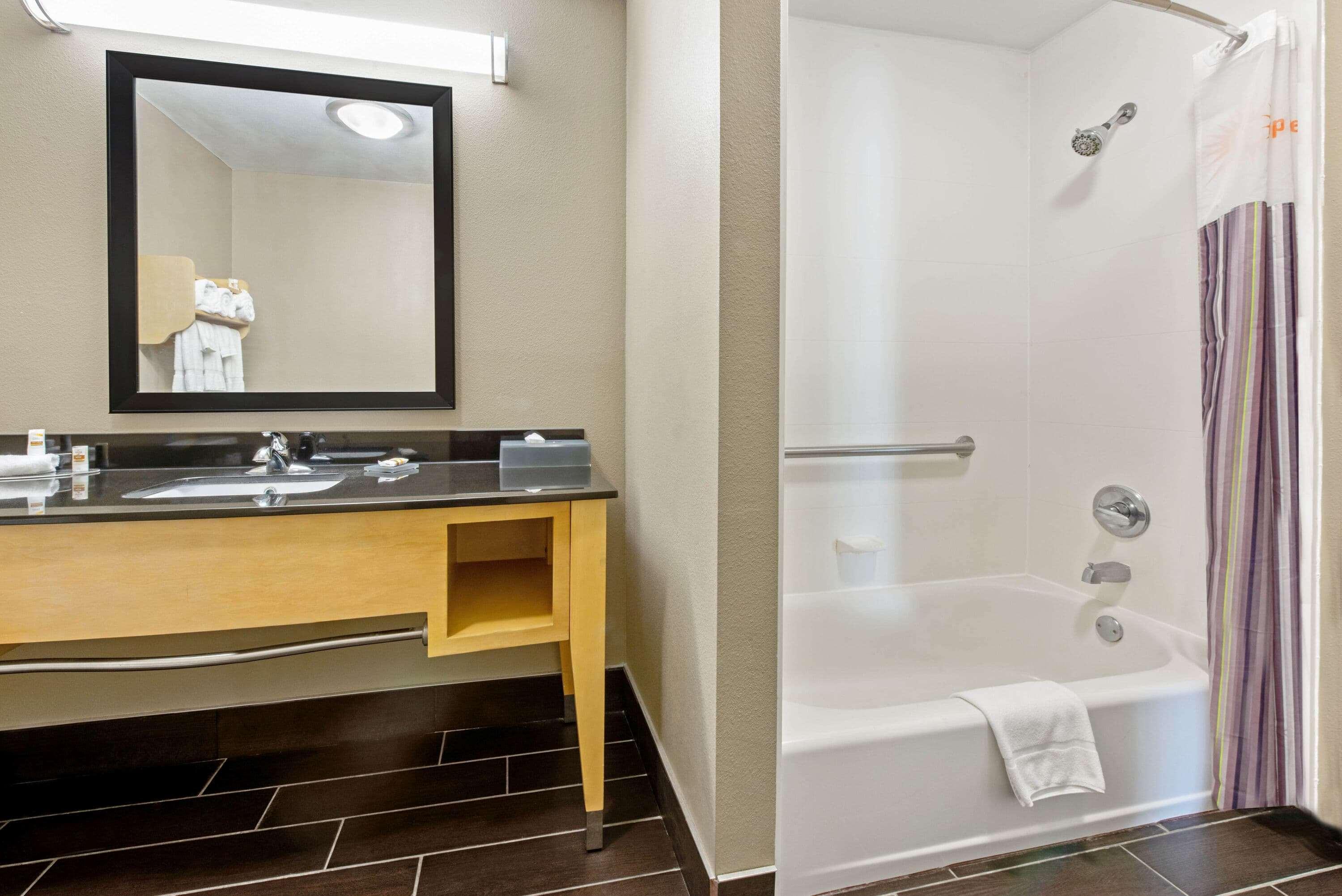 La Quinta By Wyndham Leesville Ft. Polk Bagian luar foto