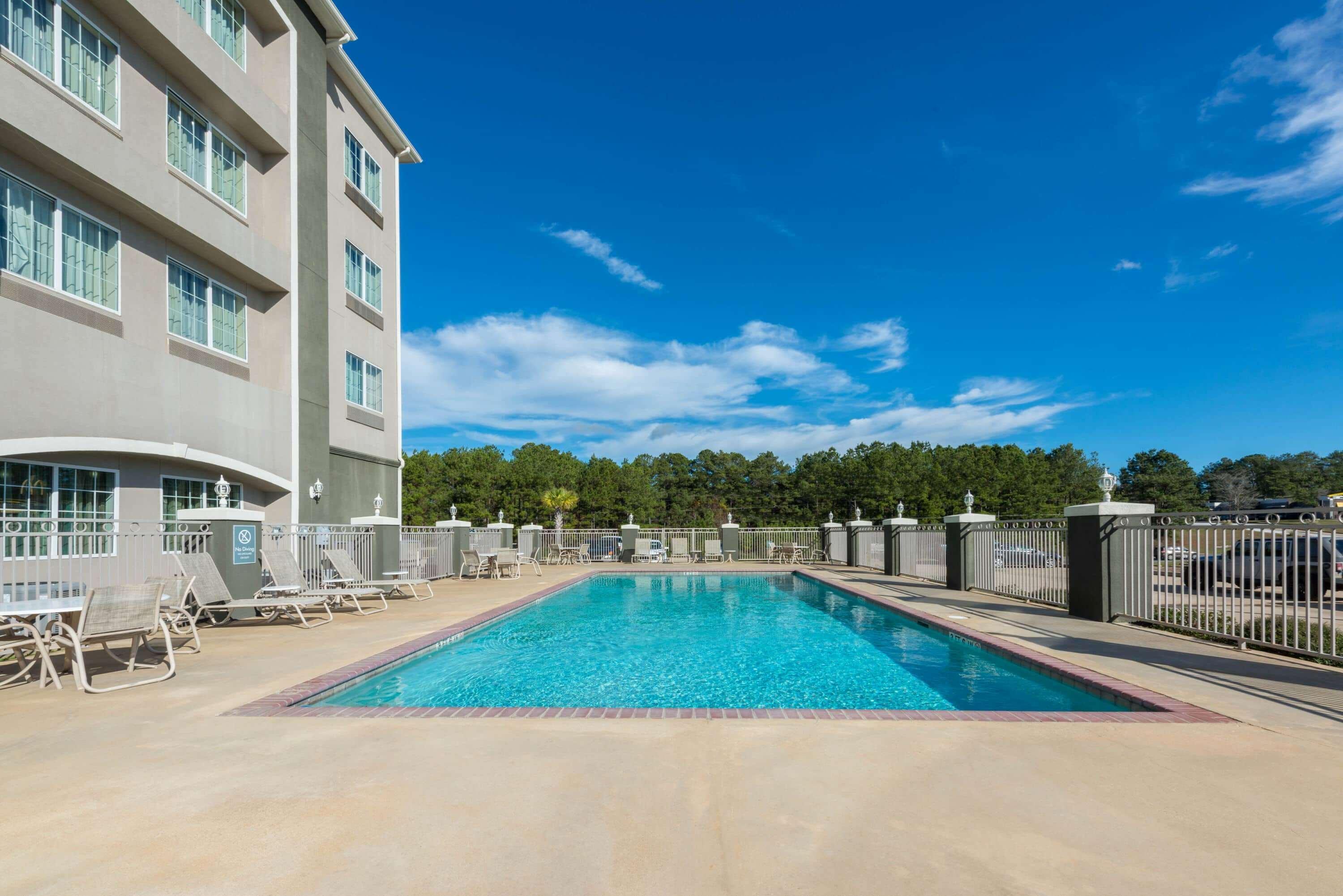 La Quinta By Wyndham Leesville Ft. Polk Bagian luar foto